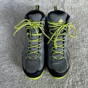 Columbia OutDry Techlite Hiking Boot - Mens Size 8 Grey/Green